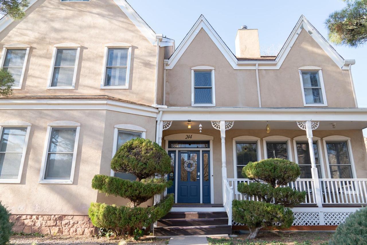Tyler Inn At Zion Rockville エクステリア 写真